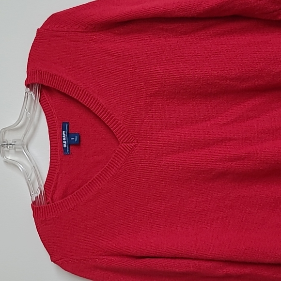 Old Navy V-neck sweater, size small, red - Picture 3 of 7